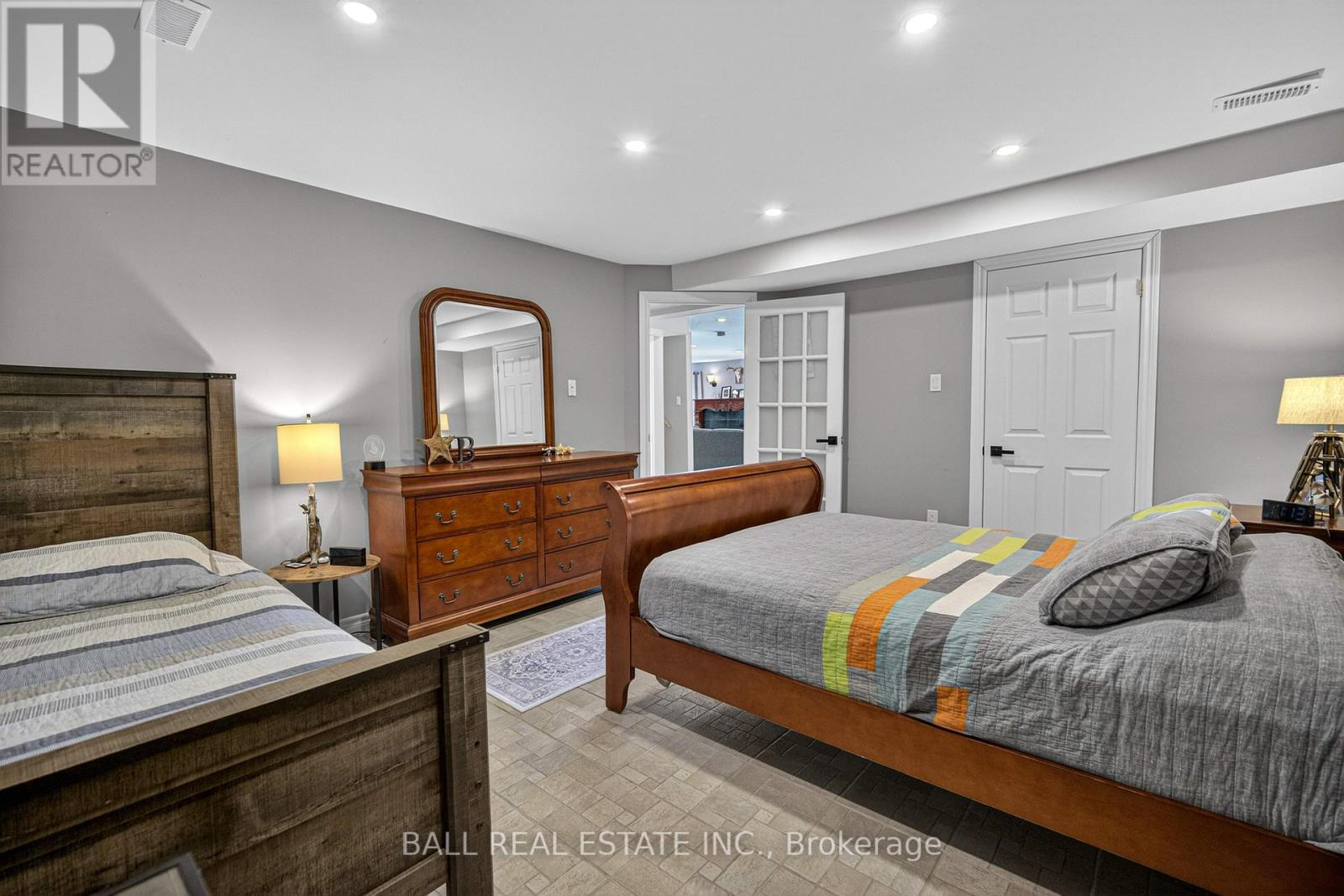 35 Applewood Drive, Trent Hills (Campbellford), Ontario  K0L 1L0 - Photo 28 - X12872076