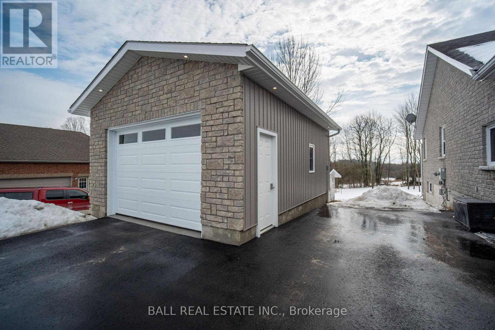 35 Applewood Drive, Trent Hills (Campbellford), Ontario  K0L 1L0 - Photo 36 - X12872076