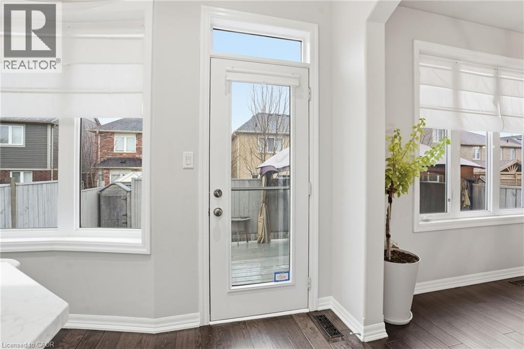 241 Montreal Circle, Stoney Creek, Ontario  L8E 0C6 - Photo 37 - 40806772