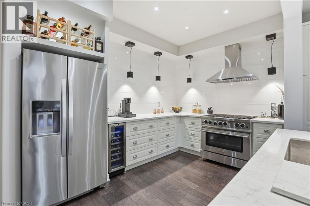 241 Montreal Circle, Stoney Creek, Ontario  L8E 0C6 - Photo 10 - 40806772