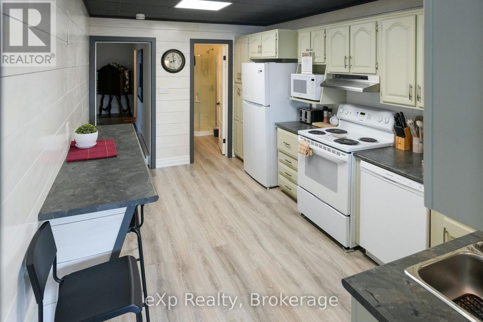 72 Sykes Street N, Meaford, Ontario  N4L 1R2 - Photo 7 - X12871948