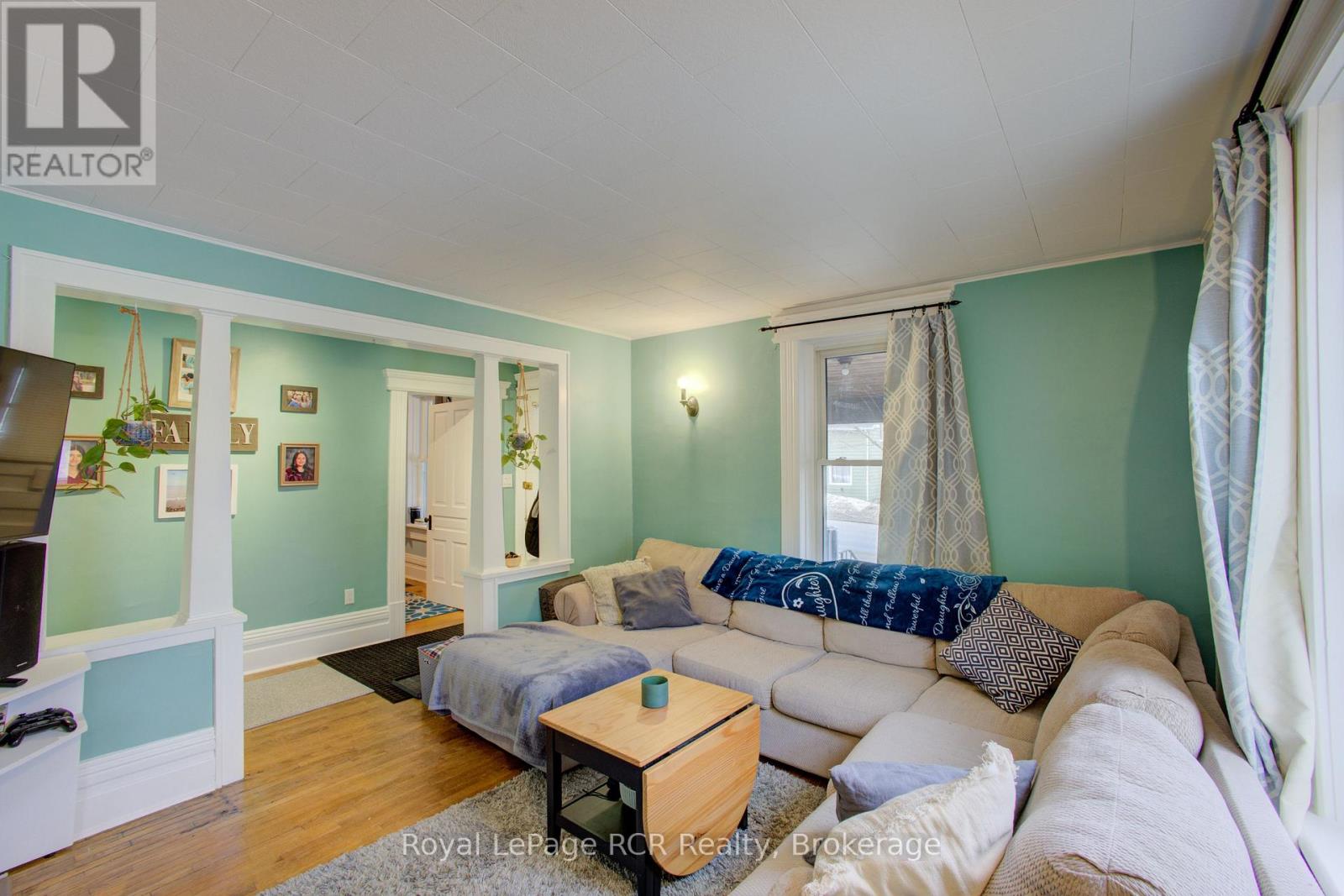 161 Tucker Street, Wellington North, Ontario  N0G 1A0 - Photo 12 - X12872100