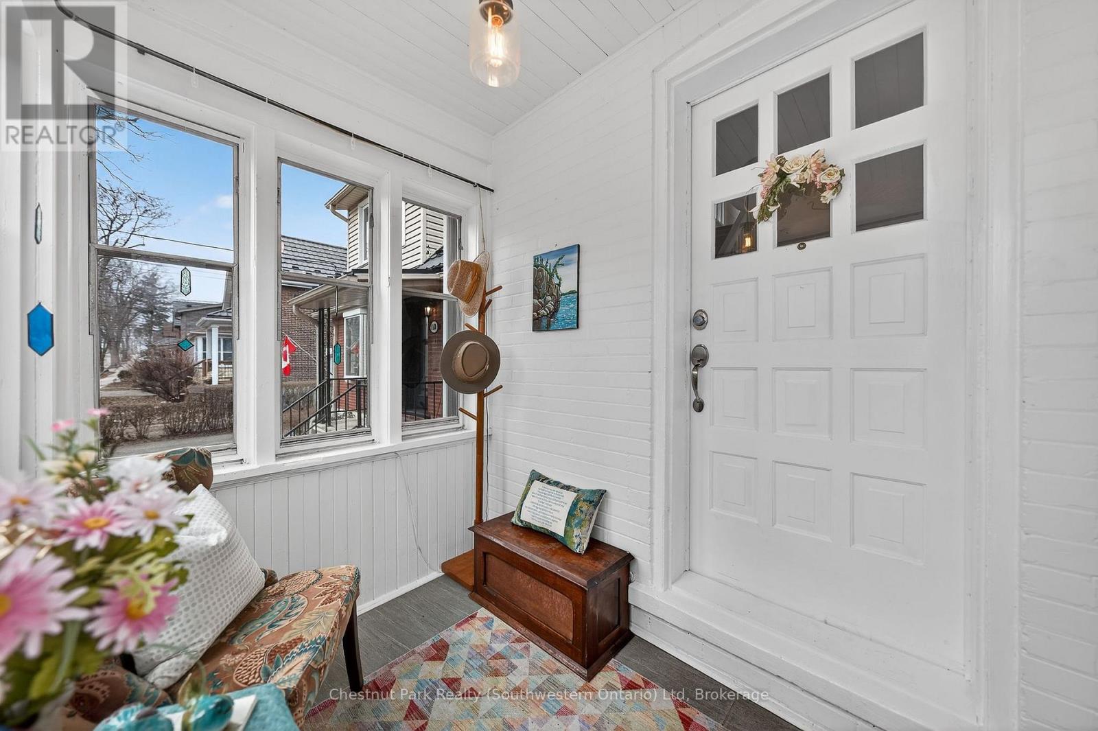 122 Kingsmill Avenue, Guelph, Ontario  N1E 5W2 - Photo 12 - X12872112