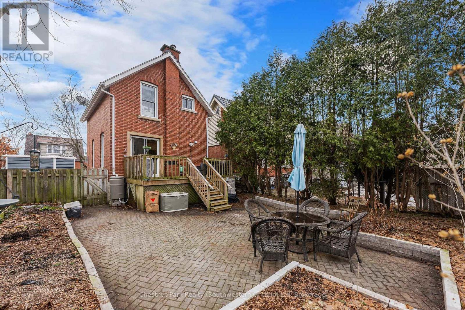 122 Kingsmill Avenue, Guelph, Ontario  N1E 5W2 - Photo 43 - X12872112