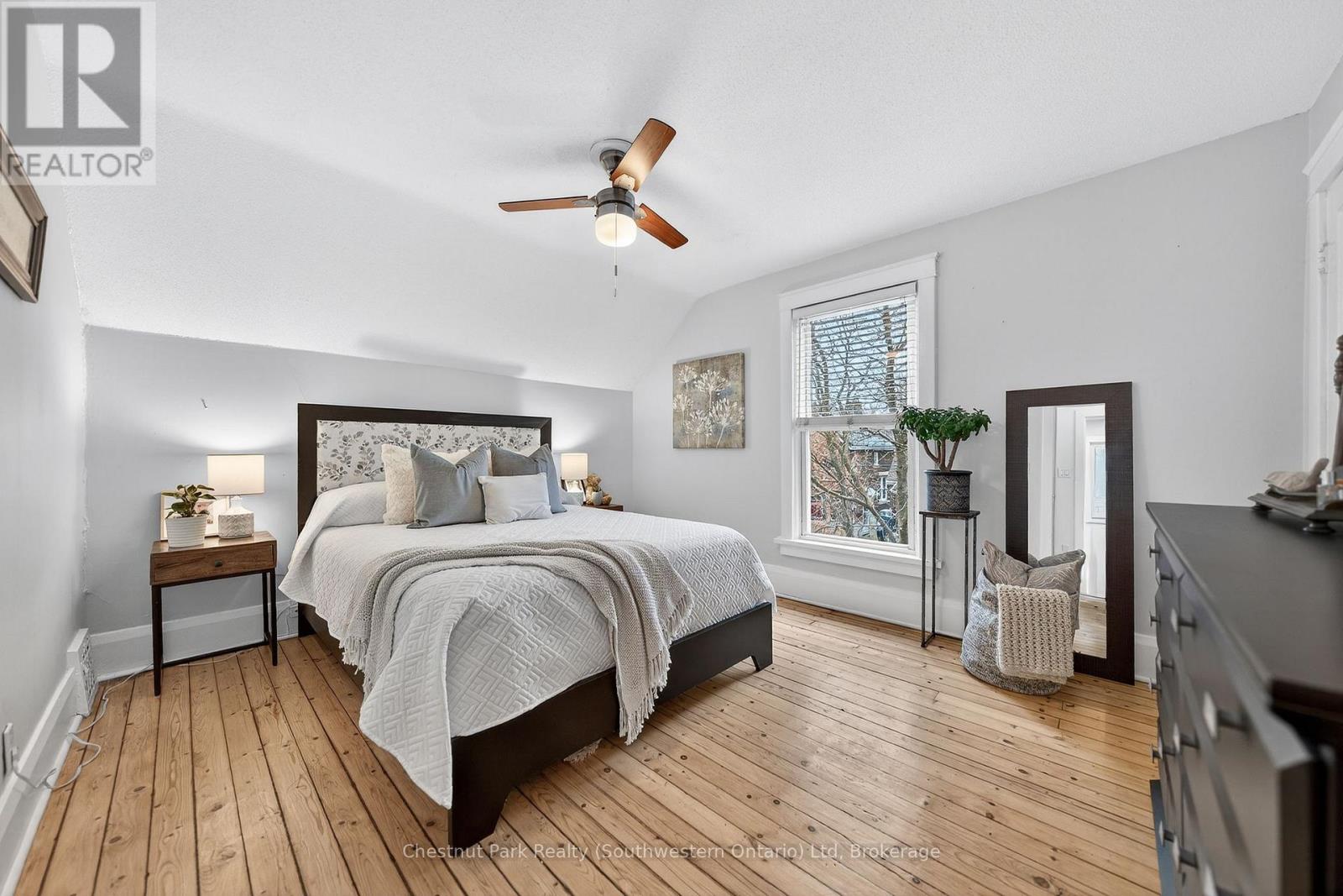 122 Kingsmill Avenue, Guelph, Ontario  N1E 5W2 - Photo 5 - X12872112