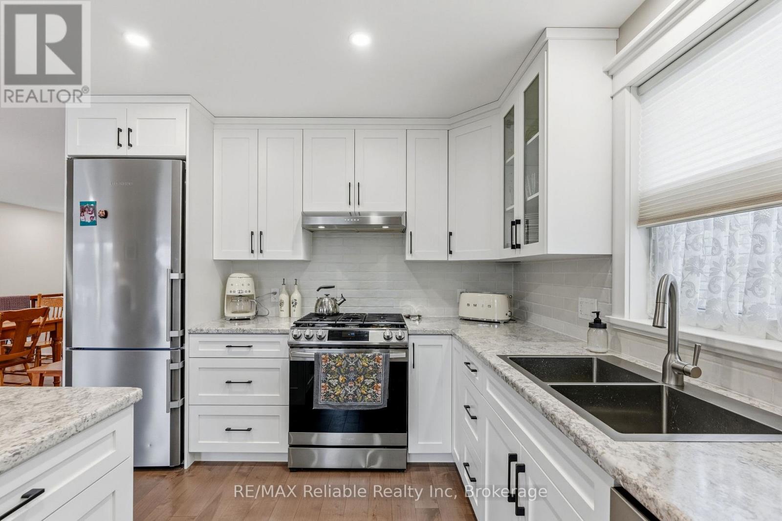 144 James Street, Huron East, Ontario  N0K 1W0 - Photo 13 - X12872156