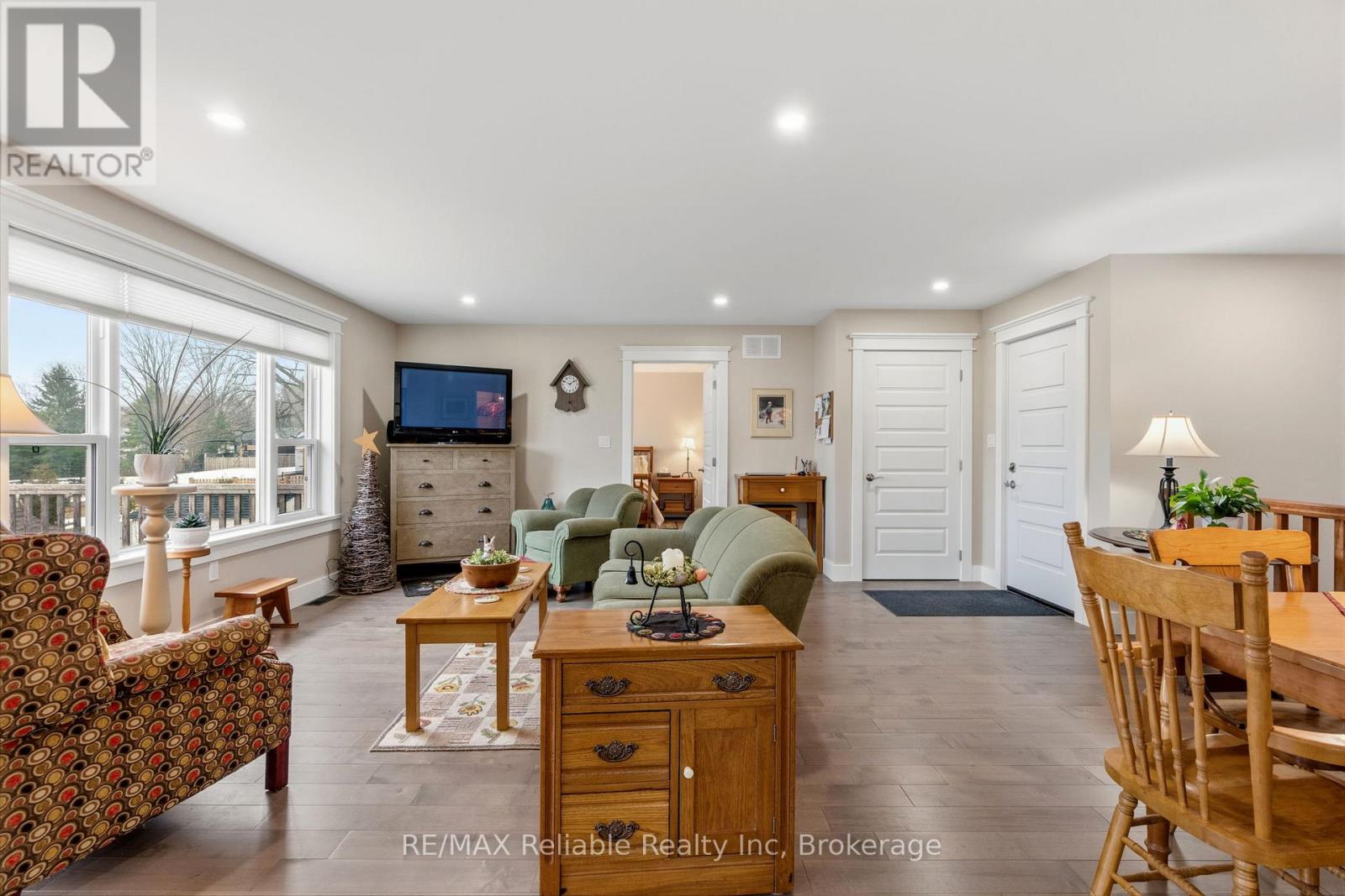 144 James Street, Huron East, Ontario  N0K 1W0 - Photo 15 - X12872156