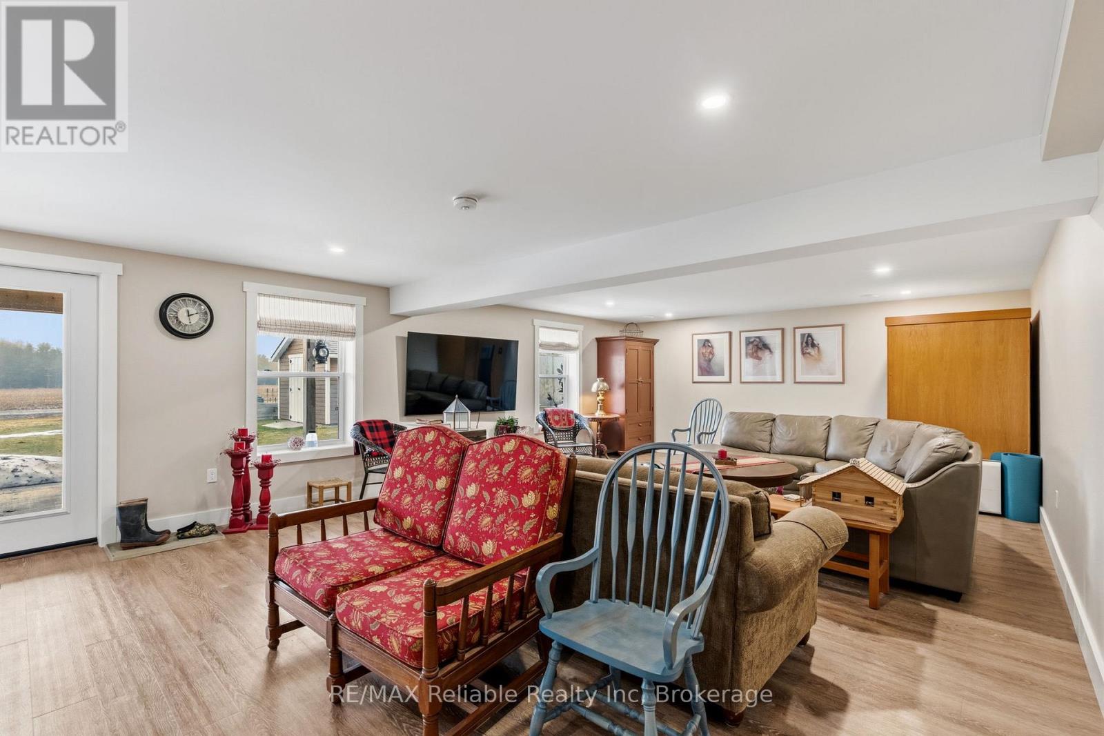 144 James Street, Huron East, Ontario  N0K 1W0 - Photo 27 - X12872156