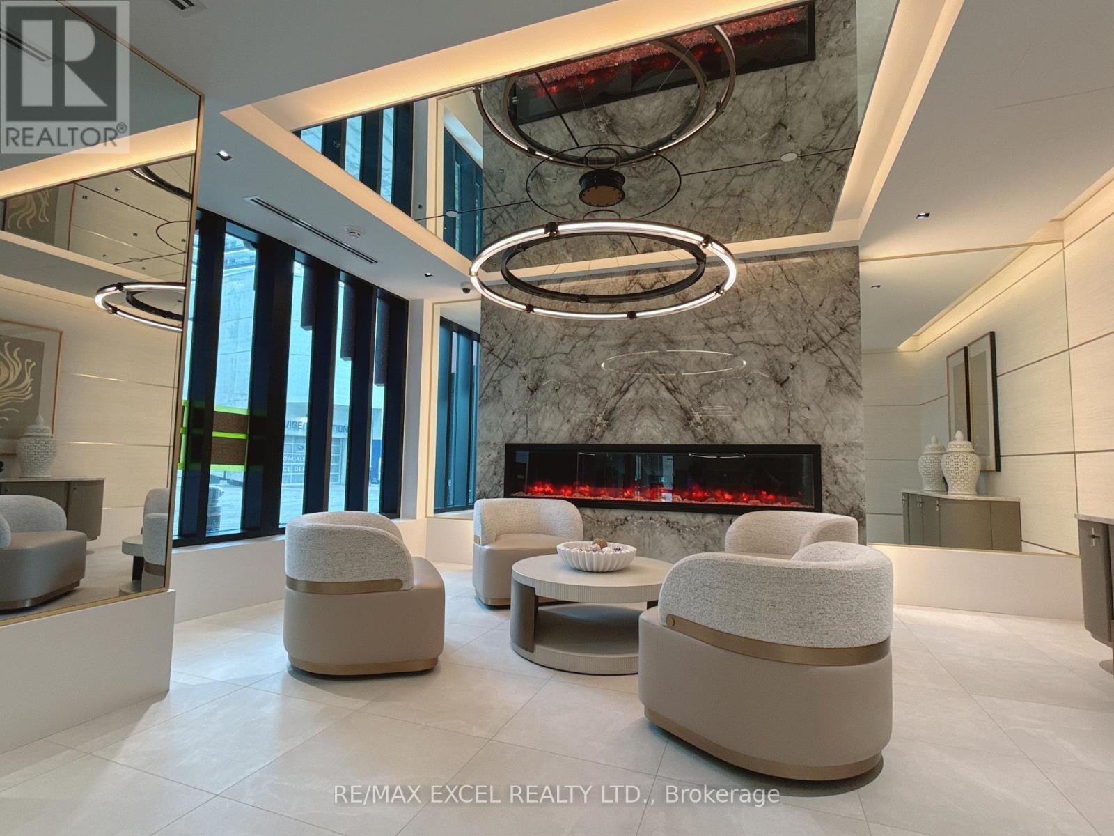 2125 - 5858 Yonge St Street, Toronto, Ontario  M2M 0C6 - Photo 2 - C12871920