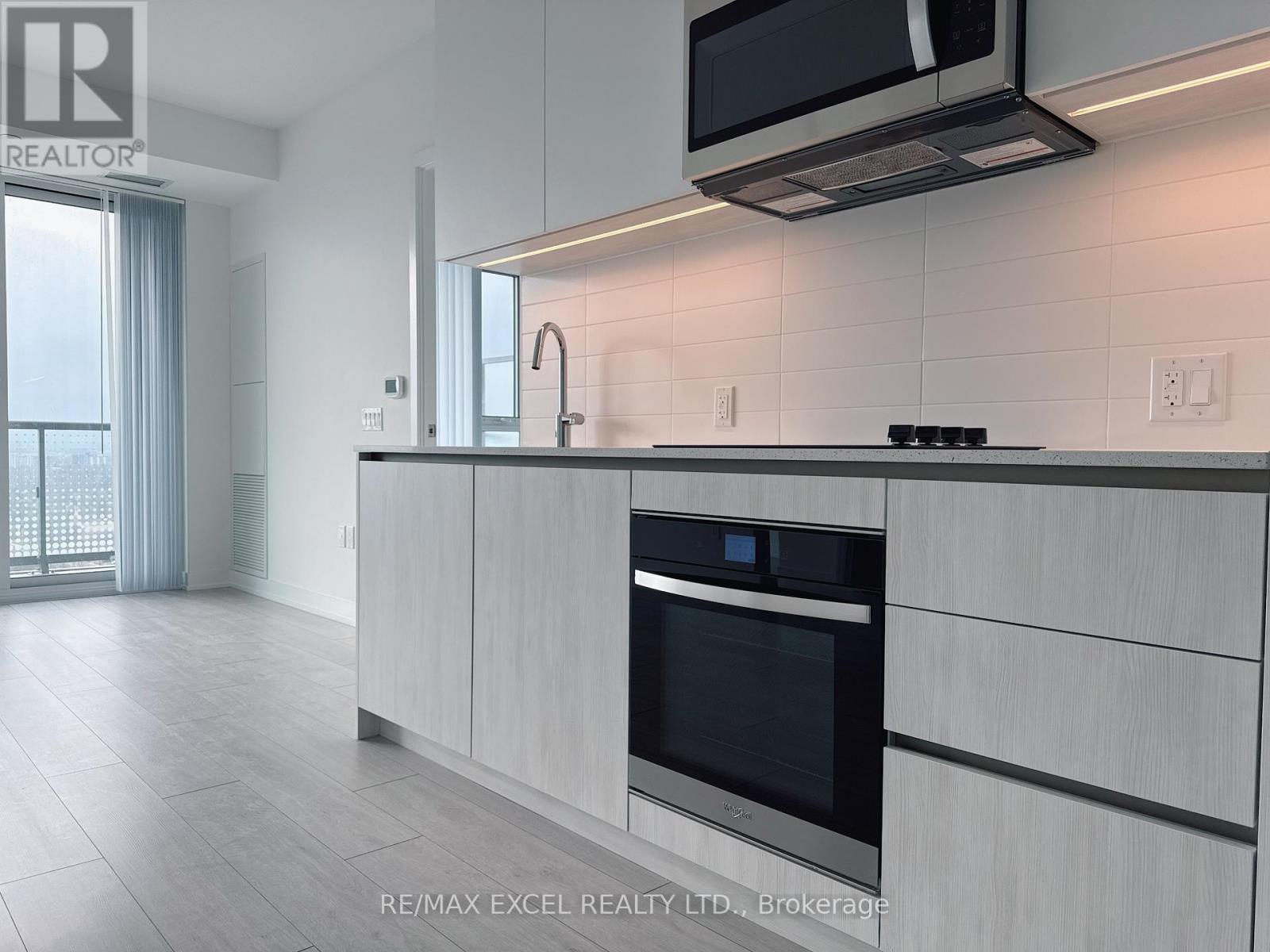 2125 - 5858 Yonge St Street, Toronto, Ontario  M2M 0C6 - Photo 4 - C12871920