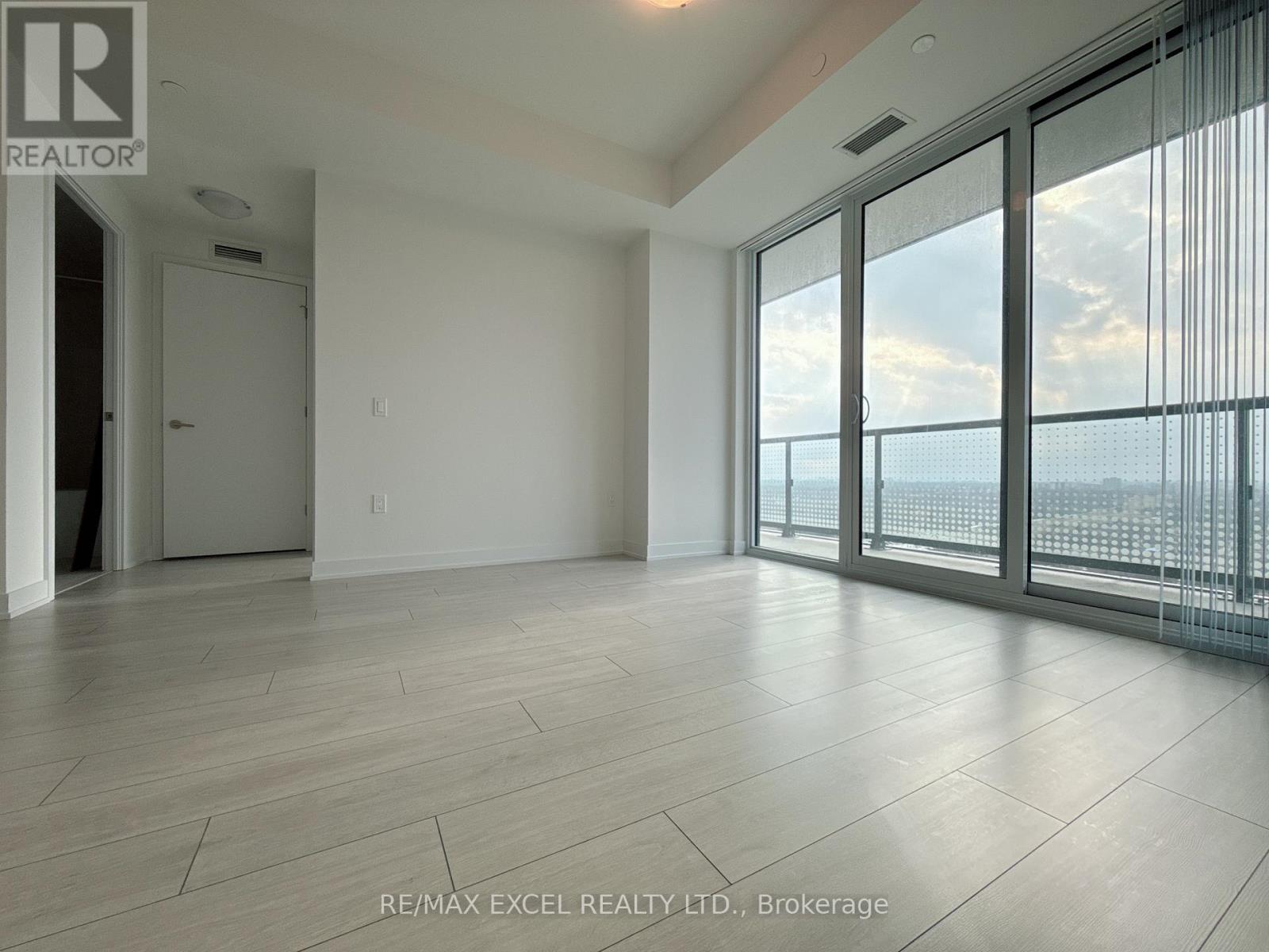 2125 - 5858 Yonge St Street, Toronto, Ontario  M2M 0C6 - Photo 8 - C12871920