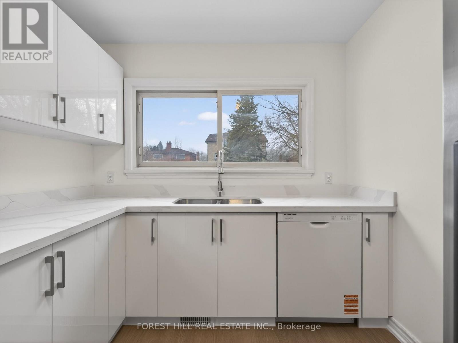 160 Pleasant Avenue, Toronto, Ontario  M2M 1M3 - Photo 10 - C12871932