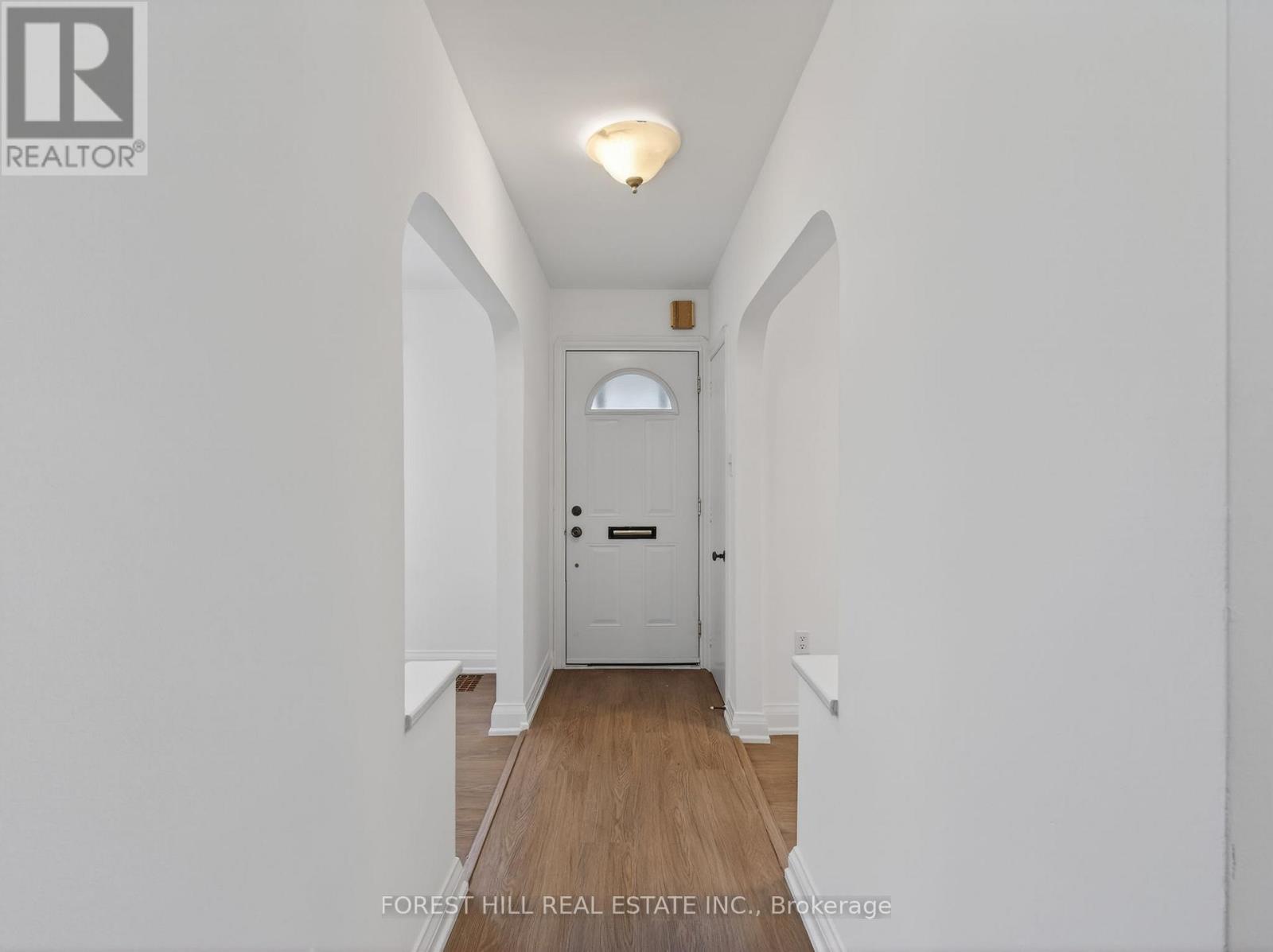 160 Pleasant Avenue, Toronto, Ontario  M2M 1M3 - Photo 4 - C12871932
