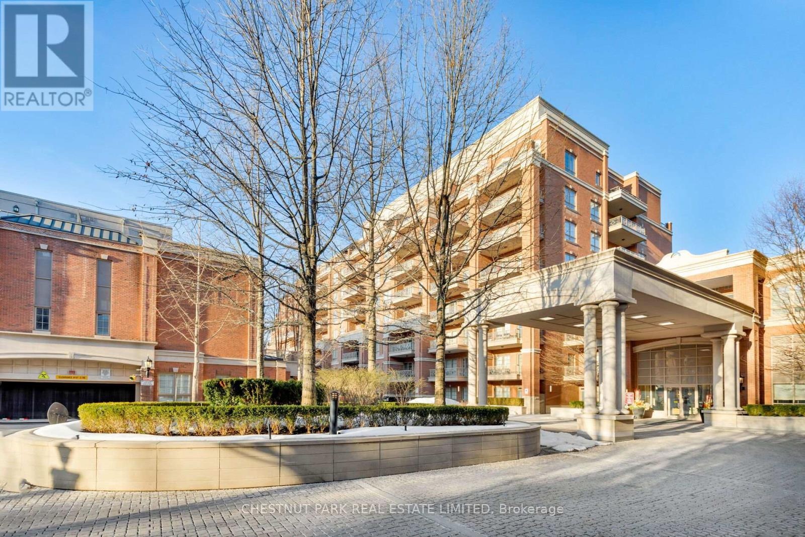 804 - 21 Burkebrook Place, Toronto, Ontario  M4G 0A2 - Photo 2 - C12871972