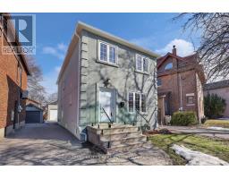 207 SUTHERLAND DRIVE, Toronto, Ontario