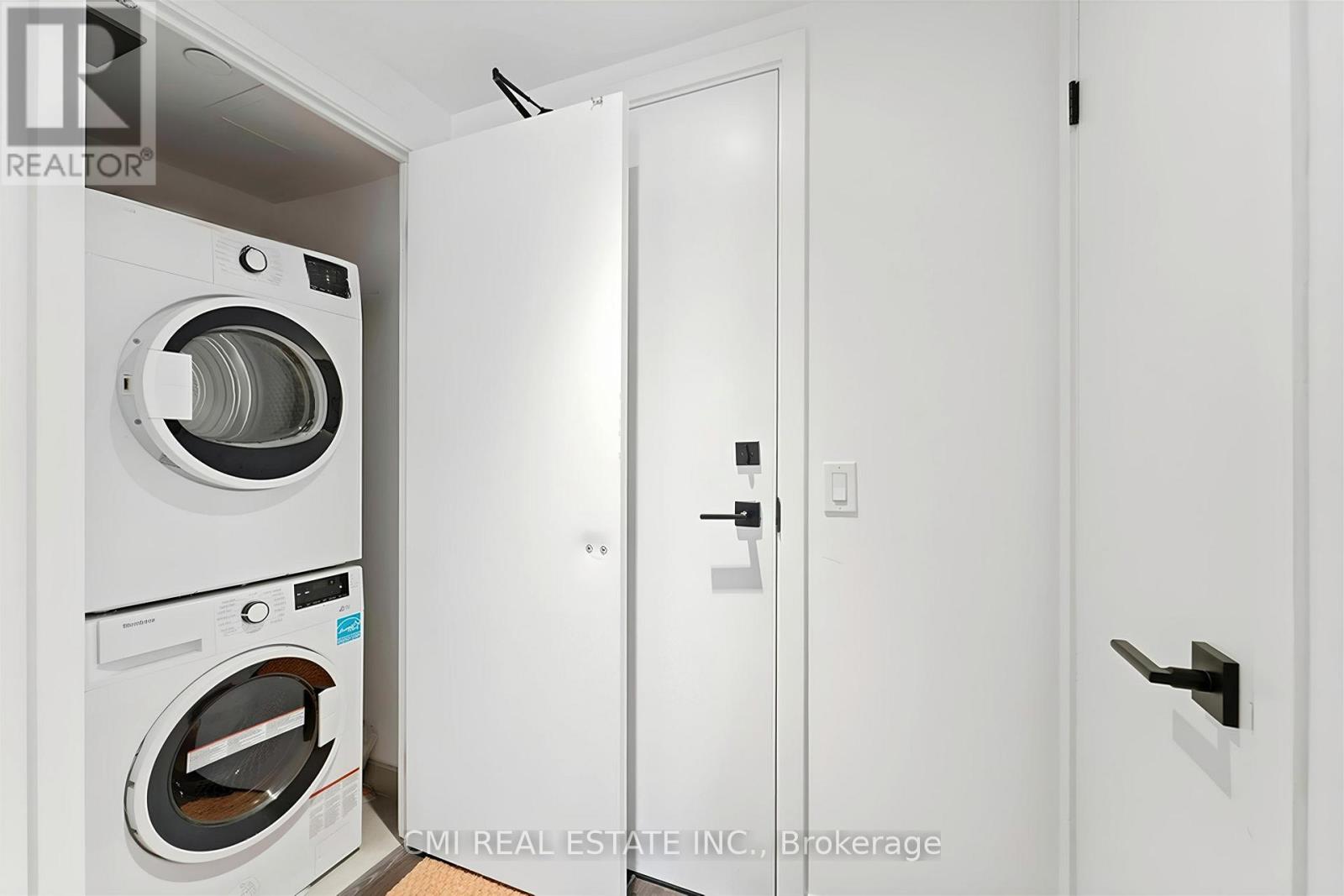 3207 - 319 Jarvis Street, Toronto, Ontario  M5B 0C8 - Photo 12 - C12872050