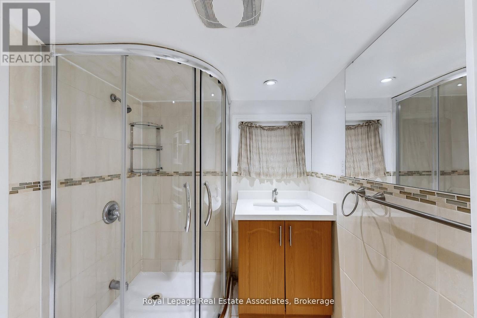 143 Seaton Street, Toronto, Ontario  M5A 2T2 - Photo 48 - C12872052