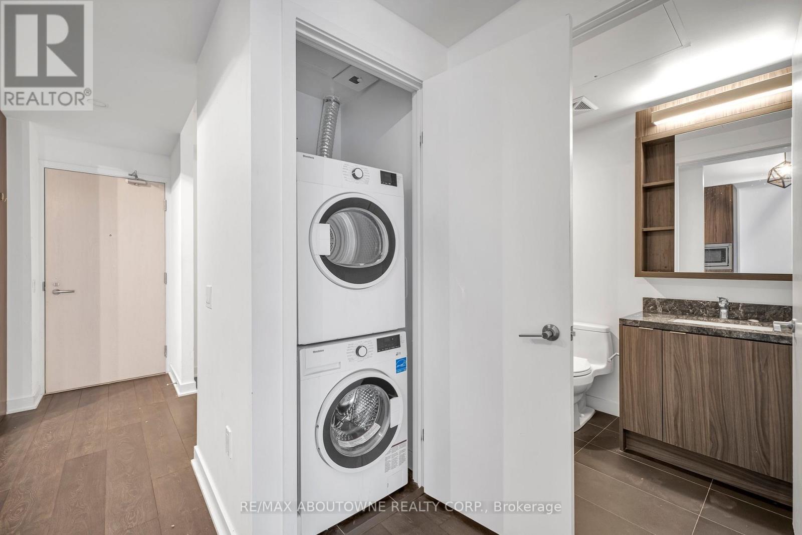 915 - 115 Blue Jays Way, Toronto, Ontario  M5V 0N4 - Photo 26 - C12872092