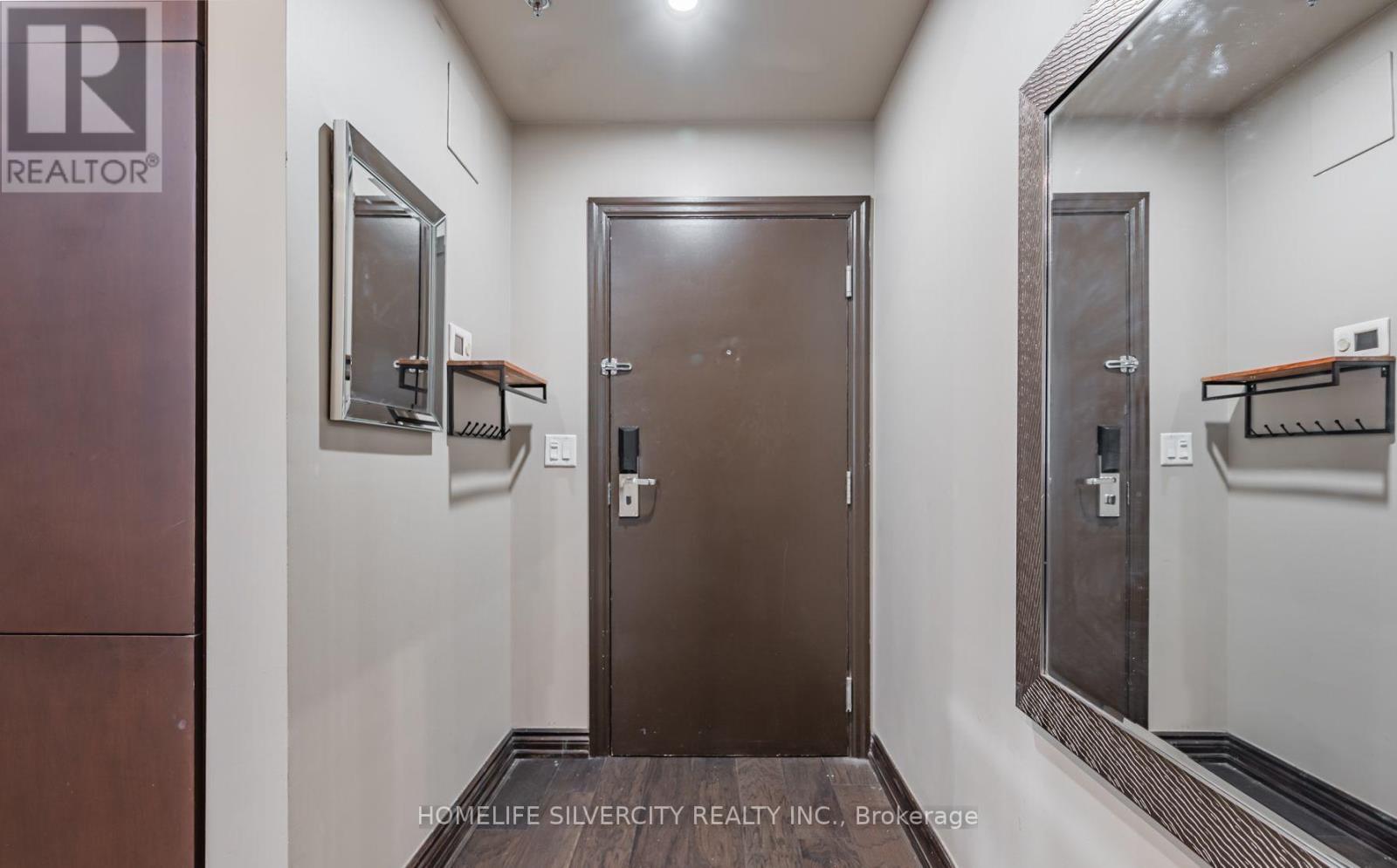 814 - 1 King Street W, Toronto, Ontario  M5H 1A1 - Photo 2 - C12872118