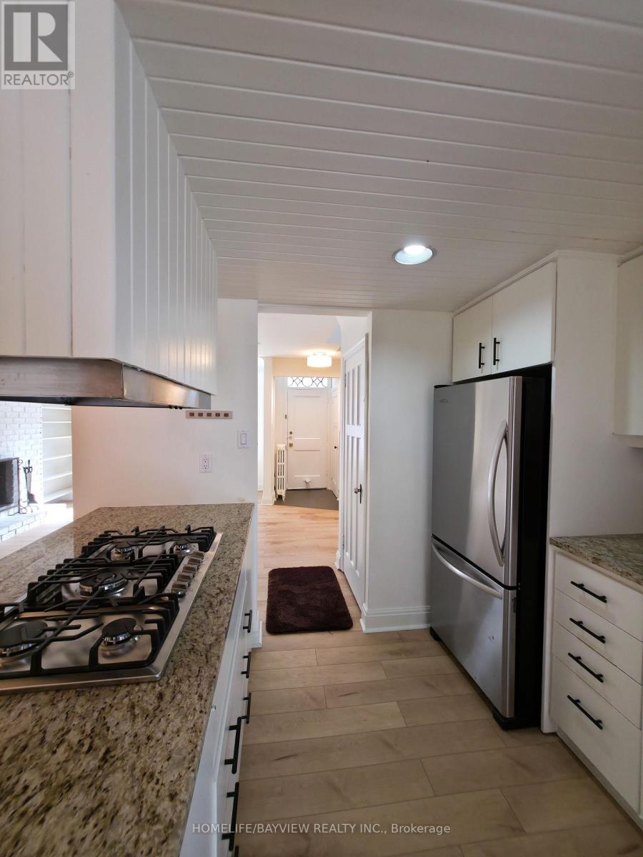 46 Fairfield Road, Toronto, Ontario  M4P 1T2 - Photo 12 - C12872124