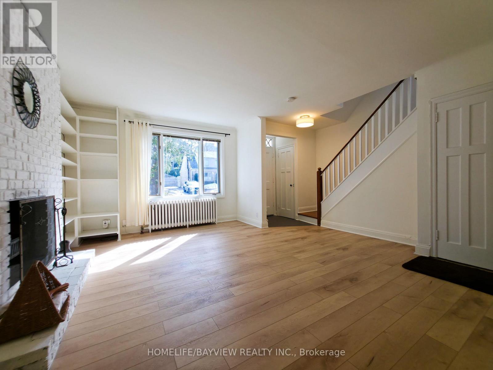 46 Fairfield Road, Toronto, Ontario  M4P 1T2 - Photo 4 - C12872124