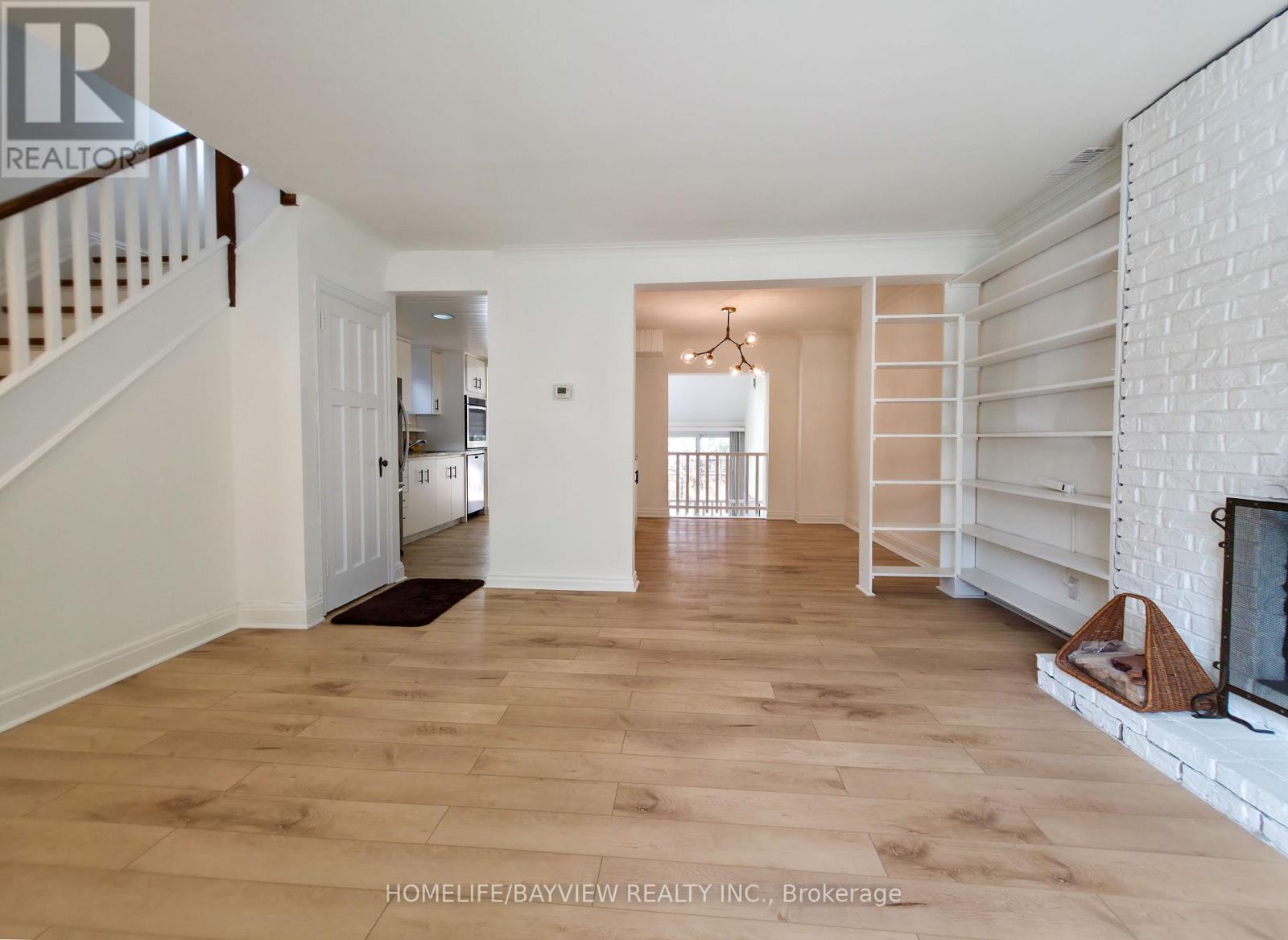 46 Fairfield Road, Toronto, Ontario  M4P 1T2 - Photo 5 - C12872124