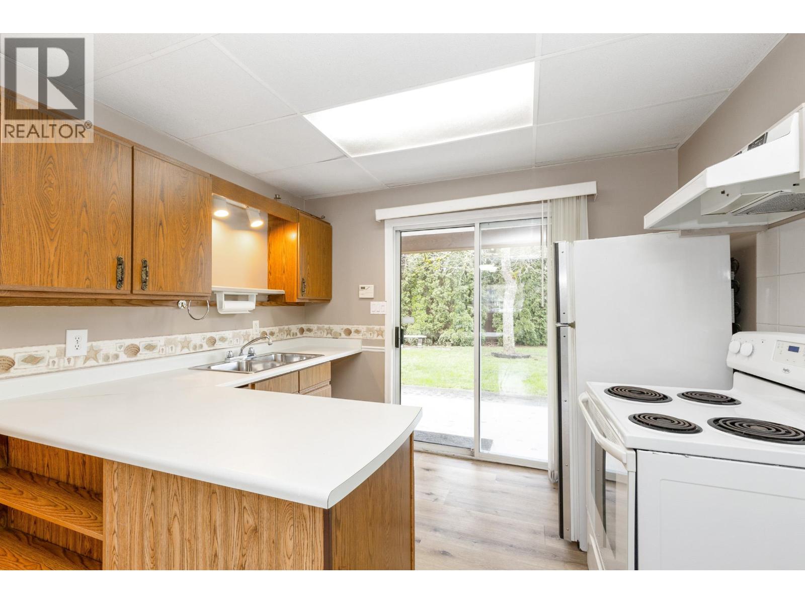 23389 Whippoorwill Avenue, Maple Ridge, British Columbia  V2X 9L8 - Photo 21 - R3098105