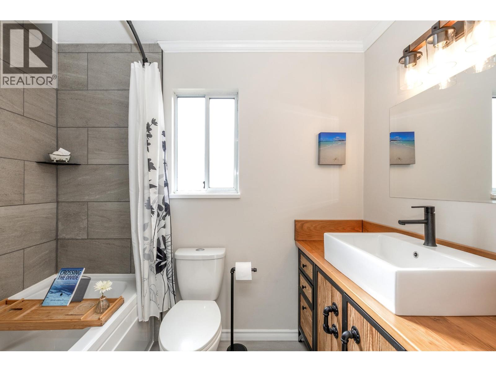 23389 Whippoorwill Avenue, Maple Ridge, British Columbia  V2X 9L8 - Photo 14 - R3098105