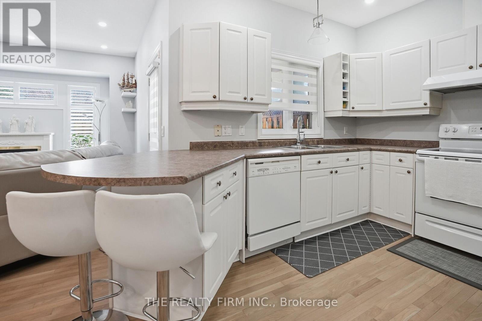 5 - 1574 Richmond Street, London North, Ontario  N6G 5H7 - Photo 14 - X12872130