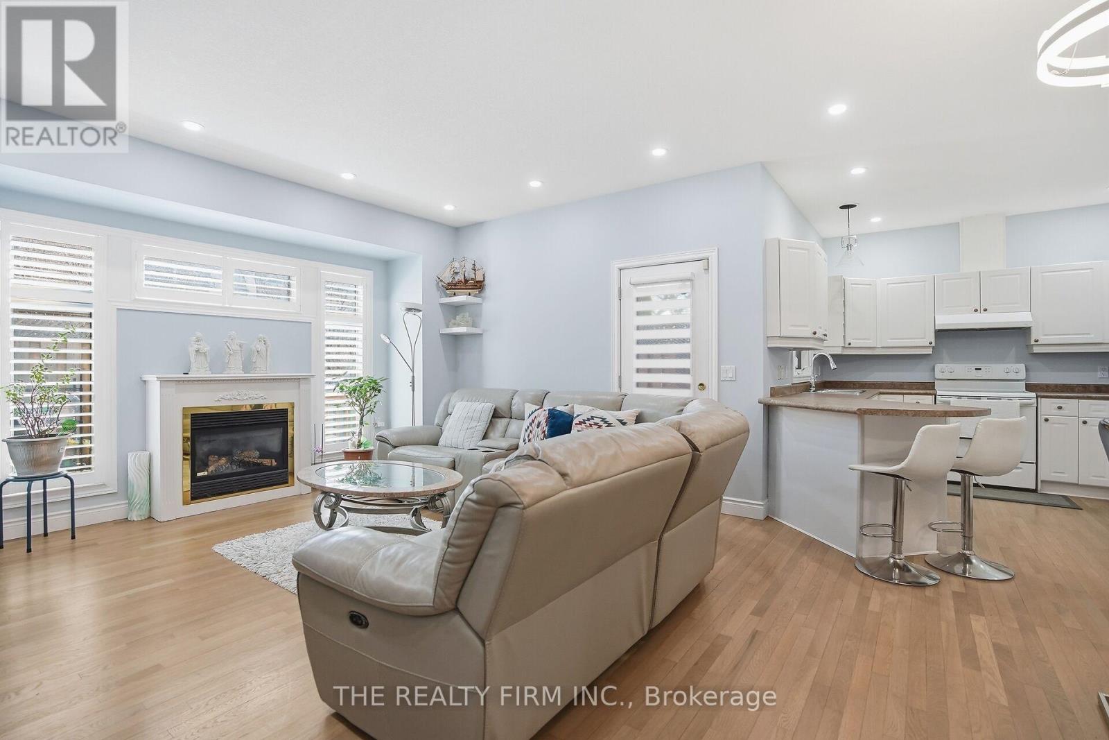 5 - 1574 Richmond Street, London North, Ontario  N6G 5H7 - Photo 9 - X12872130