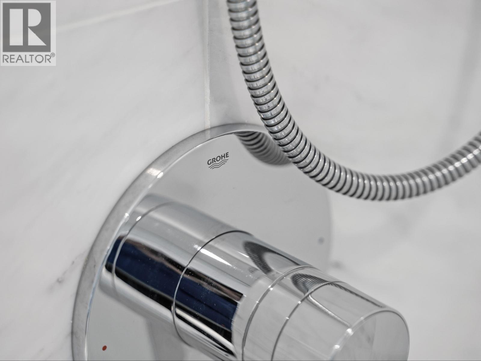 2004 1632 Lions Gate Lane, North Vancouver, British Columbia  V7P 0E2 - Photo 30 - R3079474