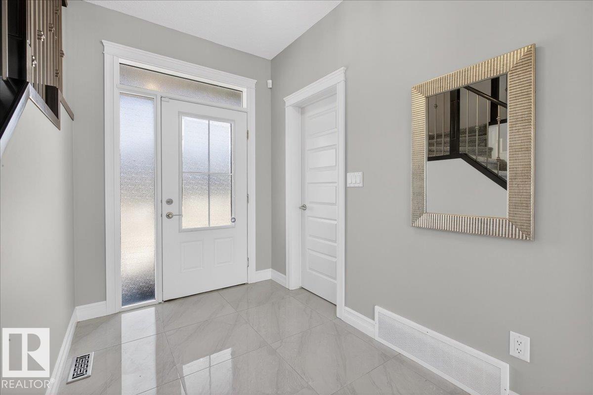 1380 Graydon Hill Wy Sw, Edmonton, Alberta  T6W 3C9 - Photo 5 - E4476838