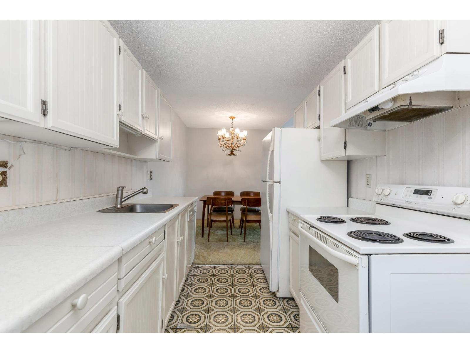 347 2821 Tims Street, Abbotsford, British Columbia  V2T 4B1 - Photo 8 - R3097840