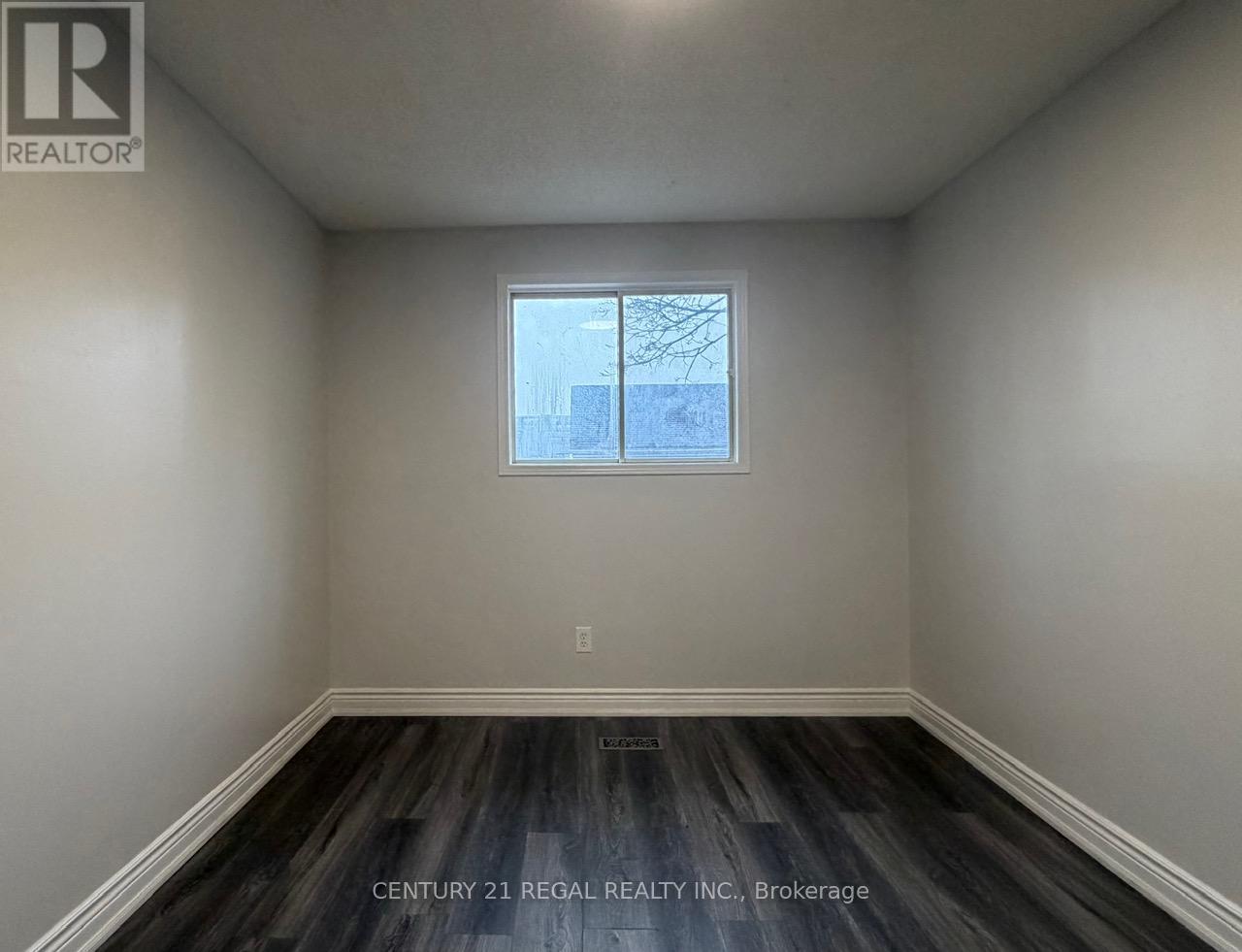 Upper Level - 47 Elgin Street E, Oshawa (O'neill), Ontario  L1G 1S9 - Photo 8 - E12871874