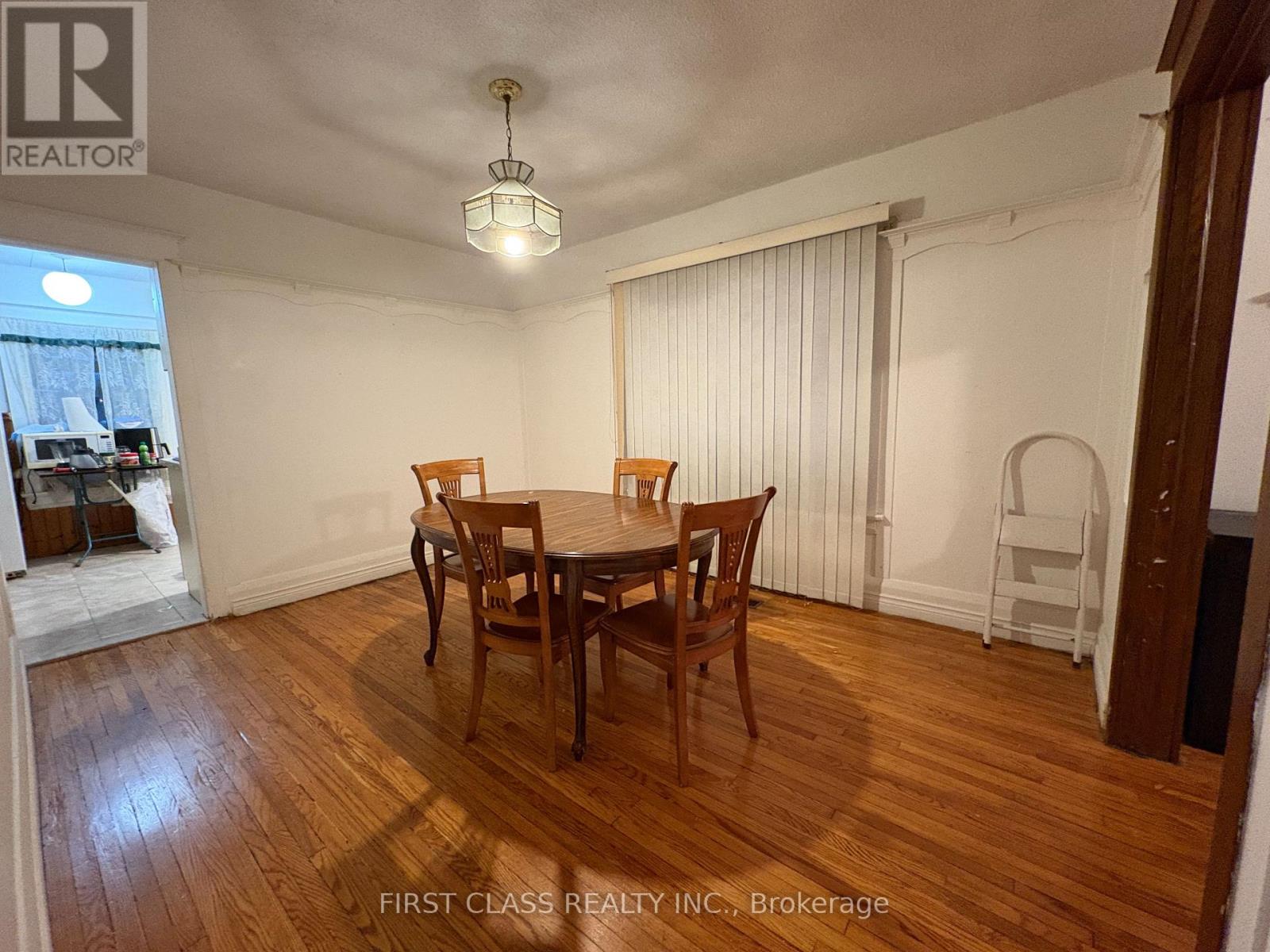 2471 Gerrard Street E, Toronto (East End-Danforth), Ontario  M4E 2G3 - Photo 4 - E12872036