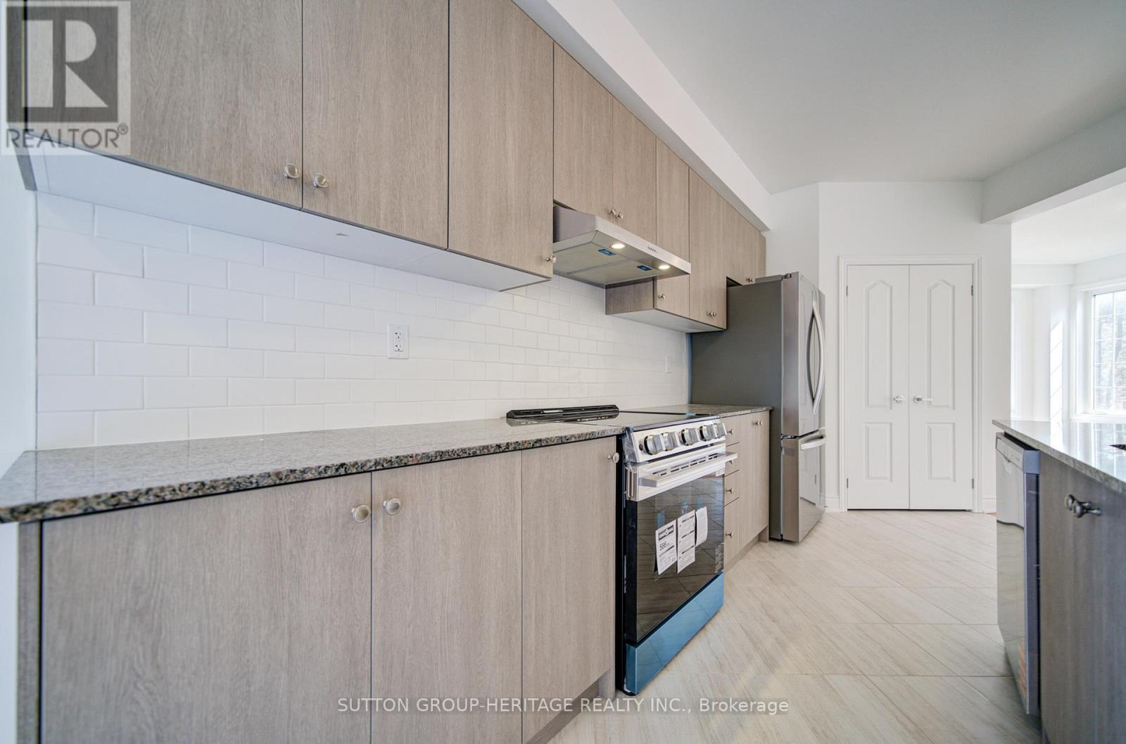 21 Deer Creek Court, Toronto, Ontario  M1C 1N8 - Photo 16 - E12872134