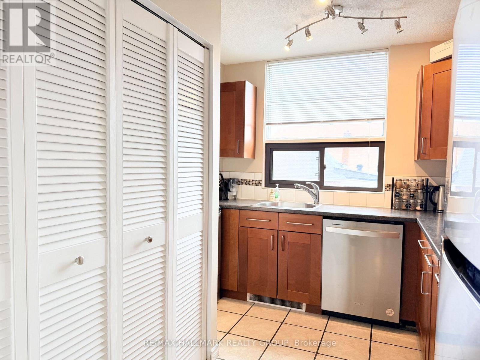 304 - 40 Arthur Street, Ottawa, Ontario  K1R 7T5 - Photo 10 - X12872056