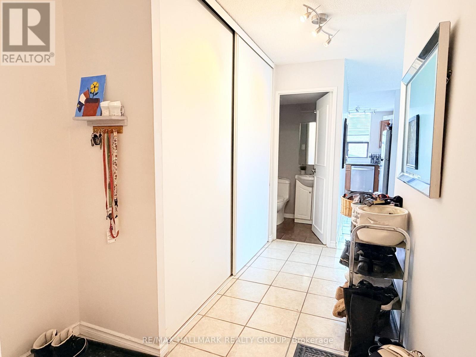 304 - 40 Arthur Street, Ottawa, Ontario  K1R 7T5 - Photo 4 - X12872056