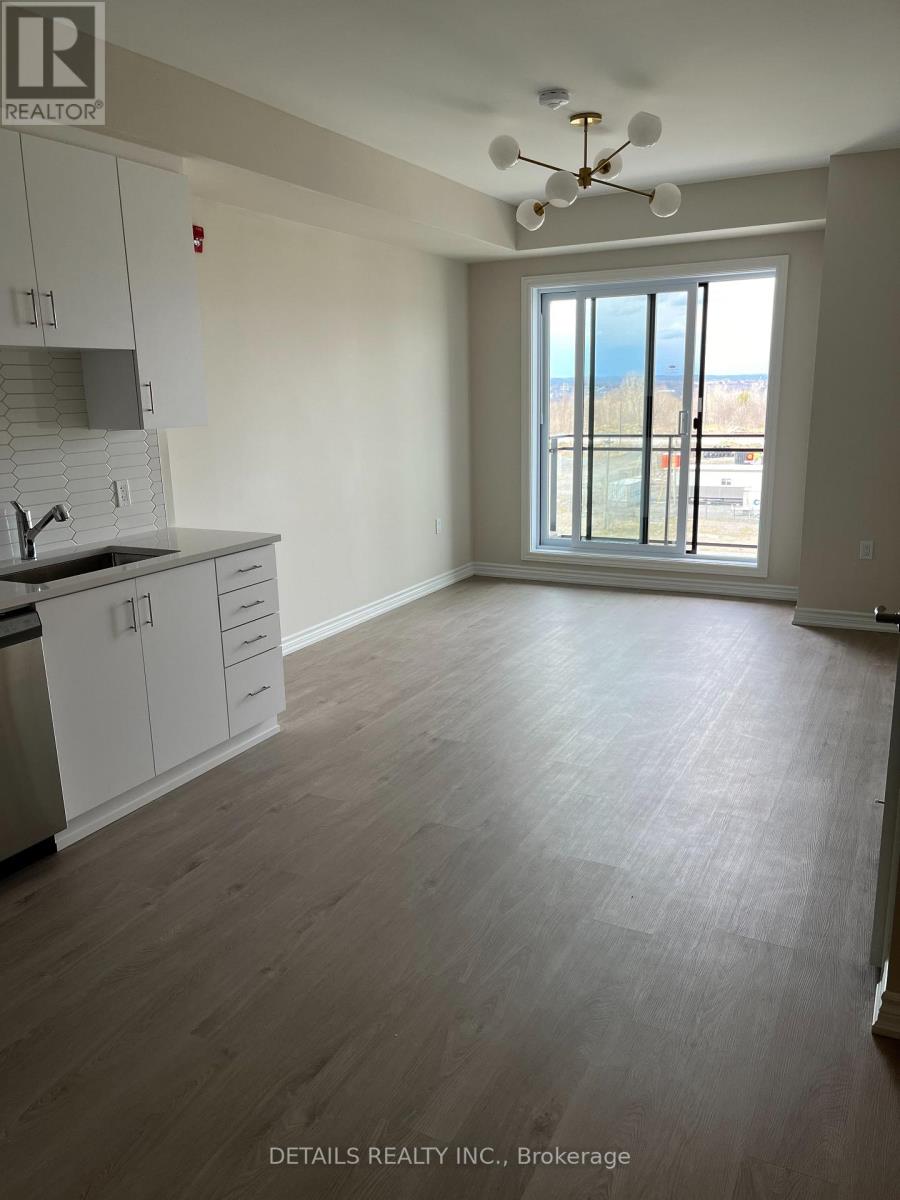 403 - 1350 Hemlock Road, Ottawa, Ontario  K1K 5C2 - Photo 3 - X12872086