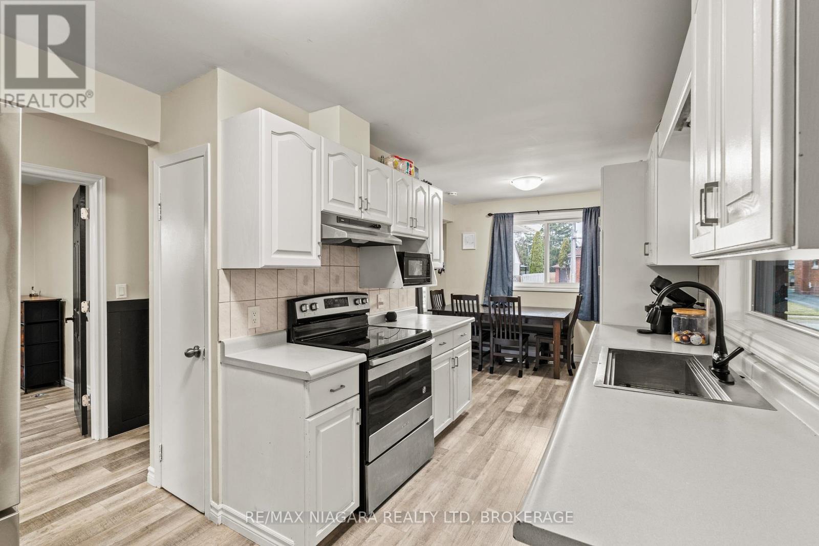 447 David Street, Welland, Ontario  L3B 2B7 - Photo 8 - X12872088