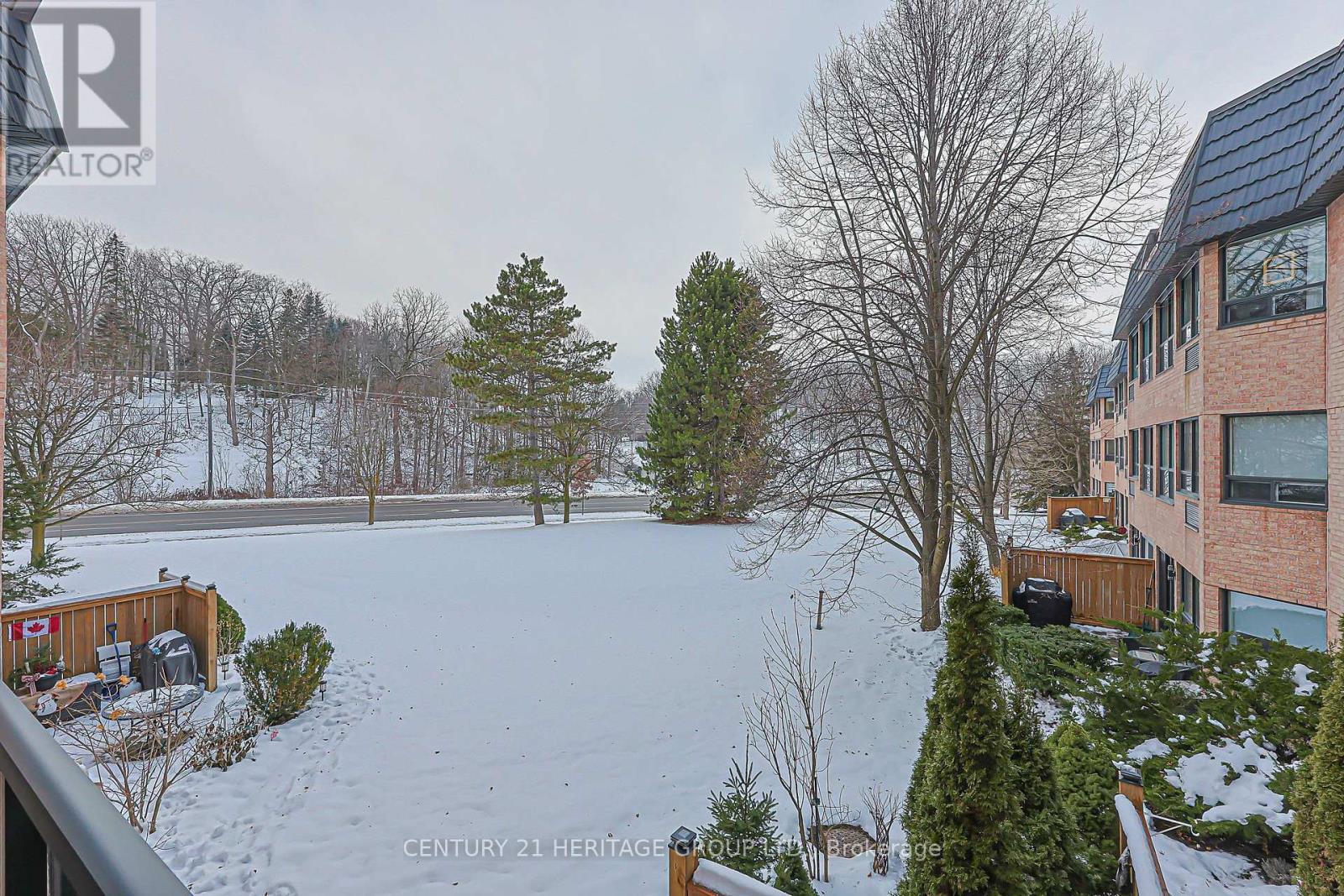 227 - 155 Main Street N, Newmarket (Bristol-London), Ontario  L3Y 8C2 - Photo 4 - N12871926