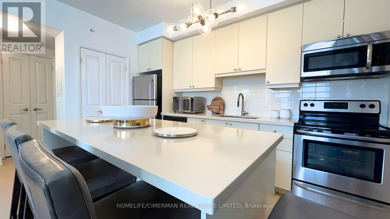 118 - 12 WOODSTREAM BOULEVARD, vaughan (vaughan grove), Ontario