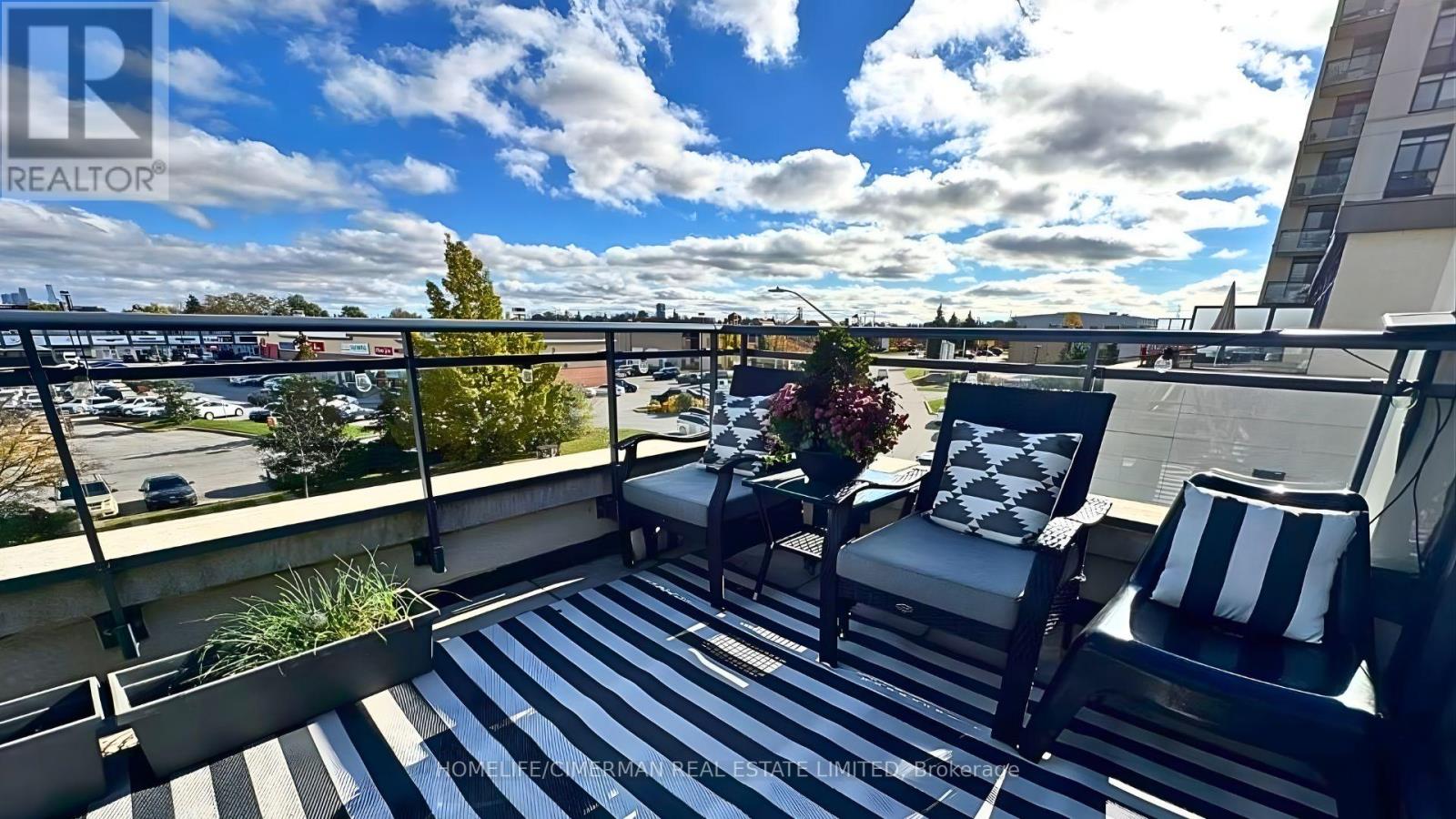 118 - 12 Woodstream Boulevard, Vaughan (Vaughan Grove), Ontario  L4L 8C3 - Photo 14 - N12871984