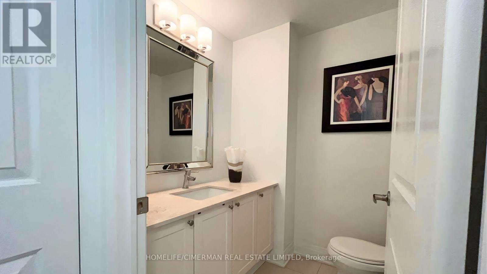 118 - 12 Woodstream Boulevard, Vaughan (Vaughan Grove), Ontario  L4L 8C3 - Photo 6 - N12871984