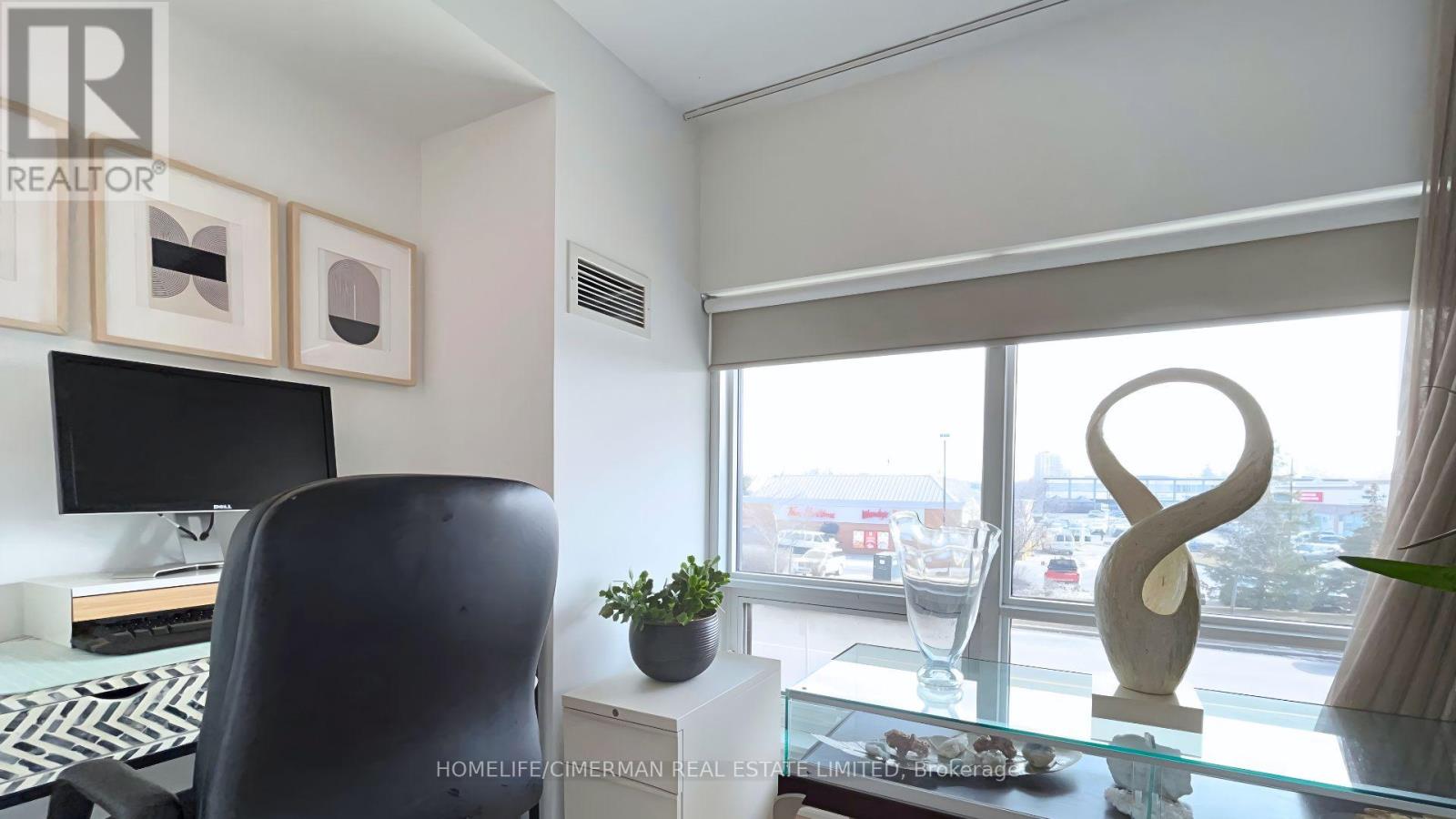 118 - 12 Woodstream Boulevard, Vaughan (Vaughan Grove), Ontario  L4L 8C3 - Photo 9 - N12871984