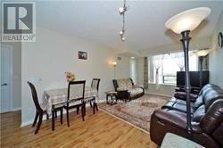 809 - 330 Red Maple Road, Richmond Hill (Langstaff), Ontario  L4C 0T6 - Photo 7 - N12872082