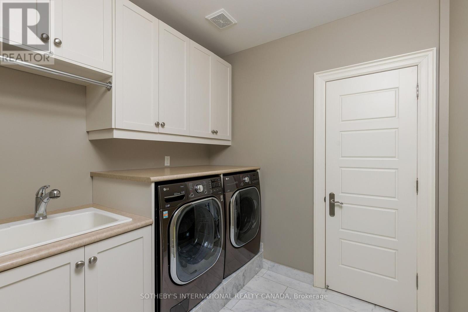 6 Weller Crescent, Vaughan, Ontario  L6A 1E4 - Photo 35 - N12872160