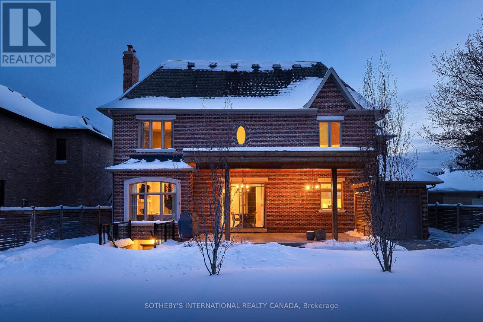 6 Weller Crescent, Vaughan, Ontario  L6A 1E4 - Photo 46 - N12872160