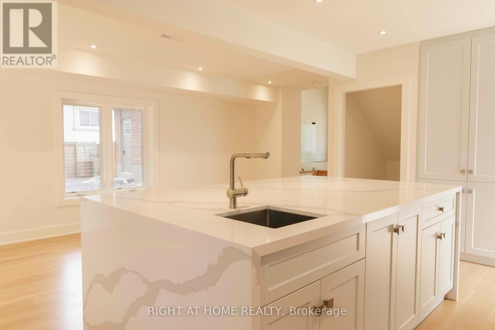 34 Wildrose Crescent, Markham, Ontario  L3T 1N5 - Photo 15 - N12661956