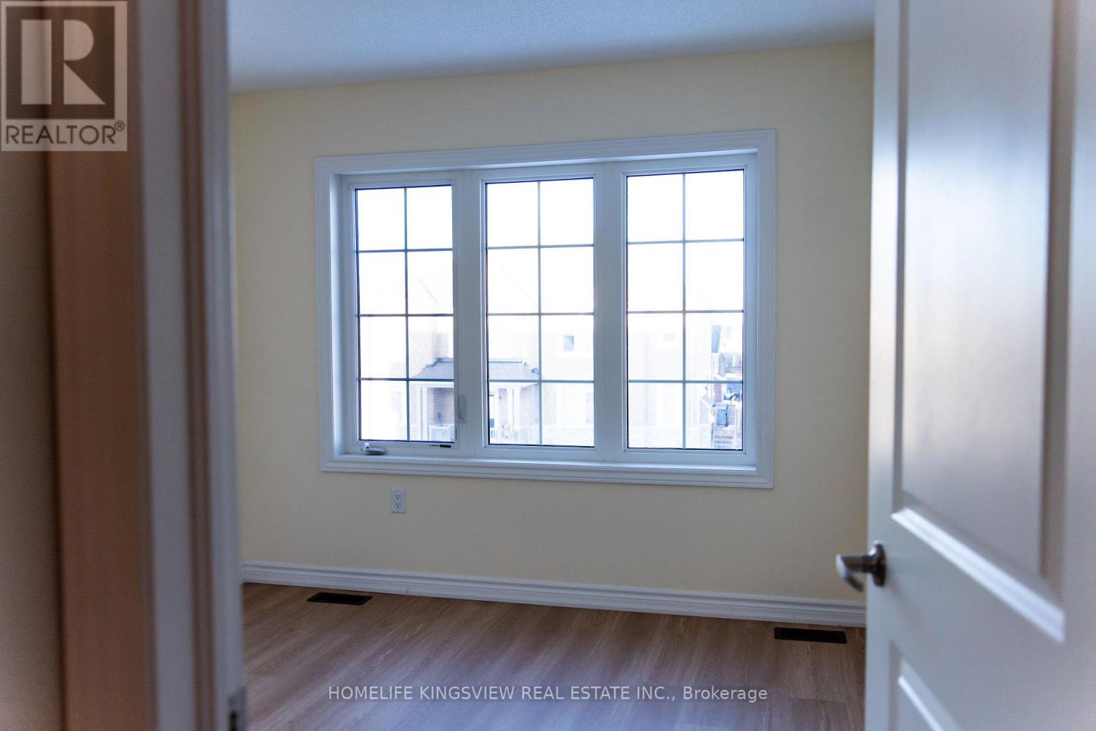 2146 Speare Court, Innisfil, Ontario  L9S 0M9 - Photo 11 - N12823532